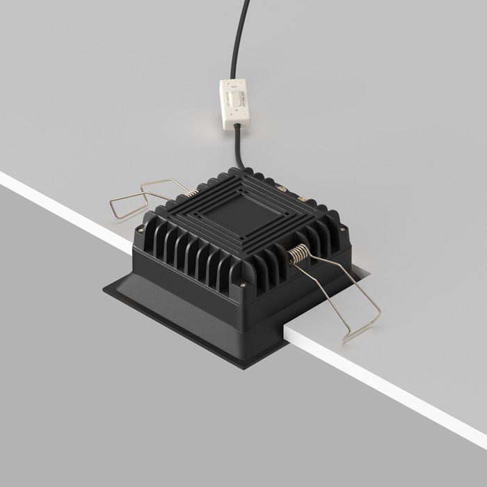 DL056-12W3-4-6K-B