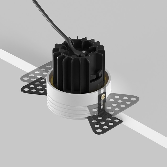 DL058-7W4K-TRS-BS