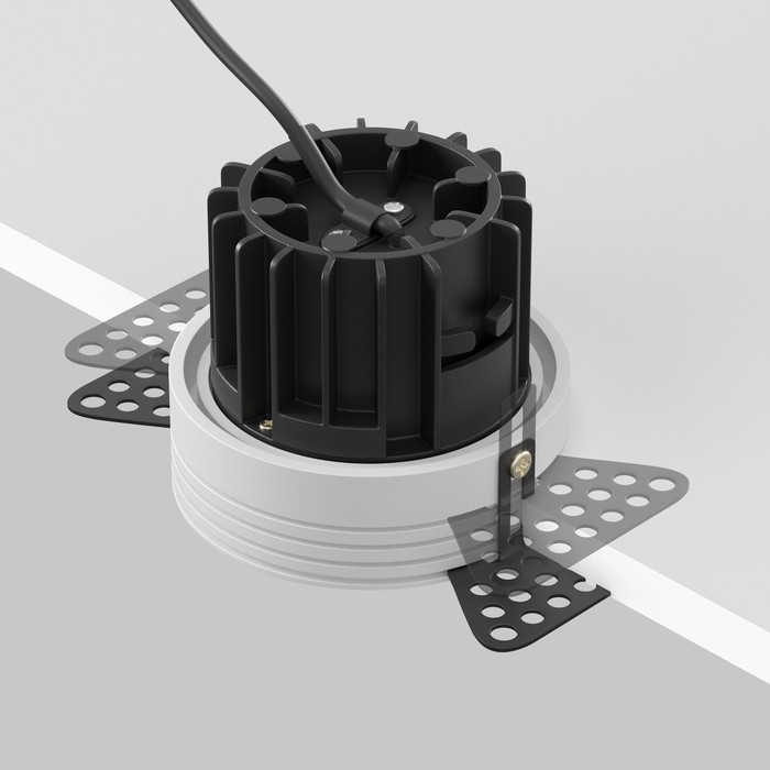 DL058-12W3K-TRS-W