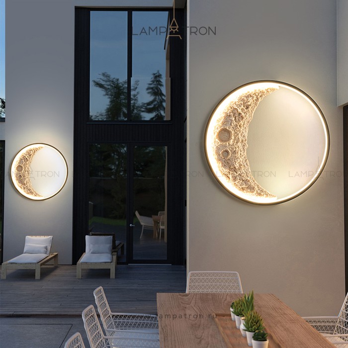 cosmos-waning-moon-l-wh