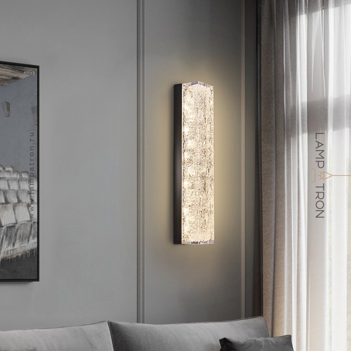 olagus-wall-m-brass