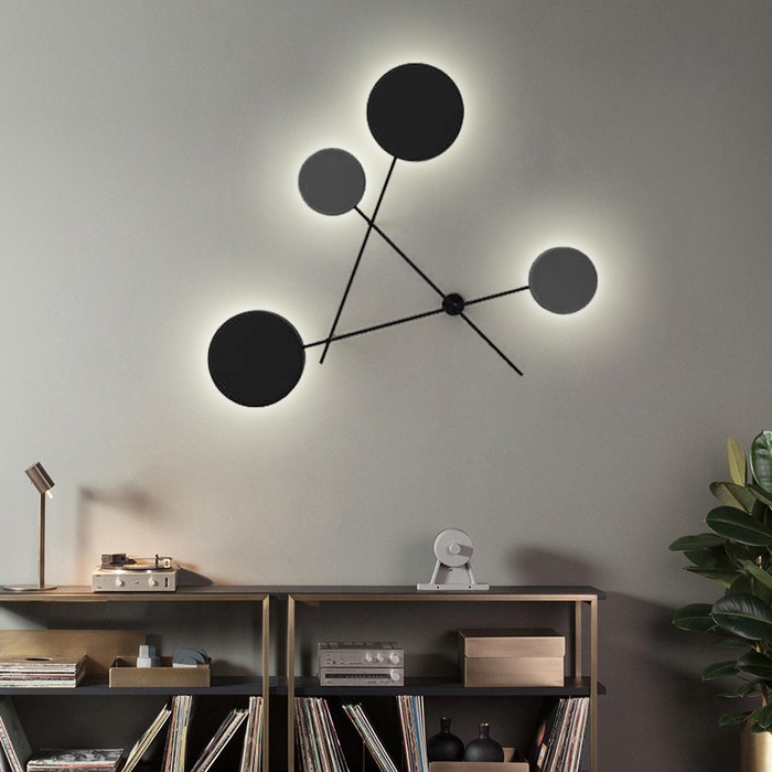 dots-2-black-s