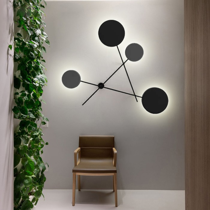 dots-2-black-s