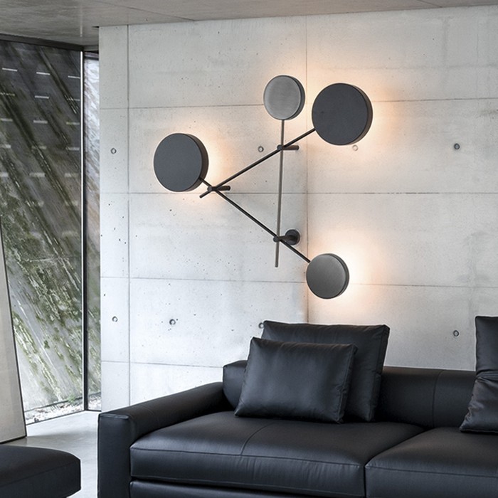 dots-2-black-s