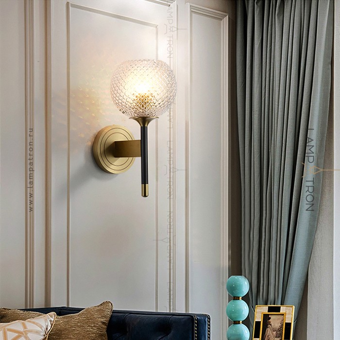 CHLOE-WALL01