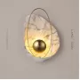 clam-white