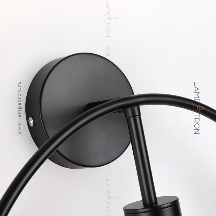 velma-black-gold-s