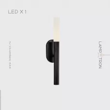 laura-b-wall-1-black