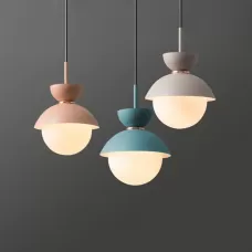 pompon-grey
