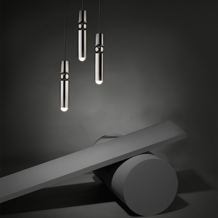 plumb-black