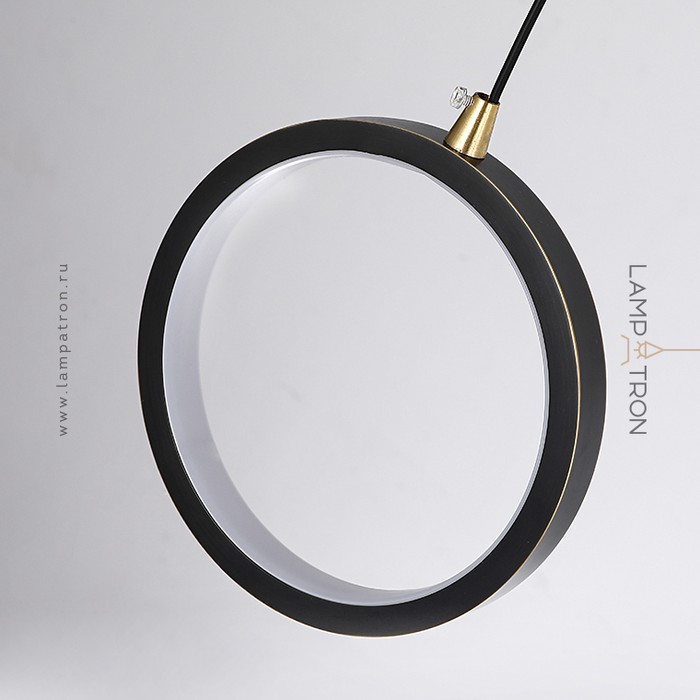 fergus-black-warm-light