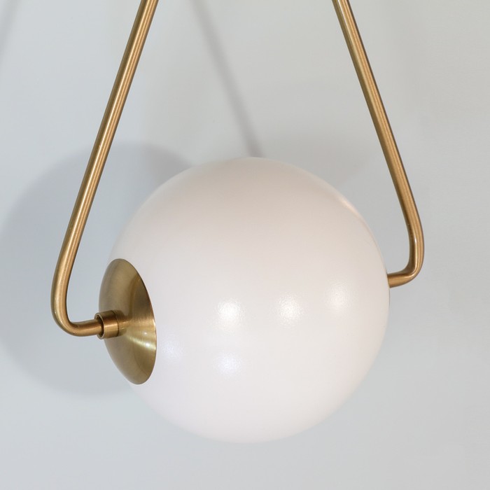 LAVALIERE01
