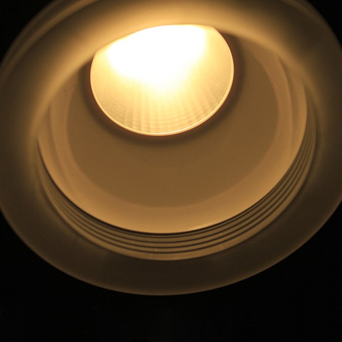till-white-7w