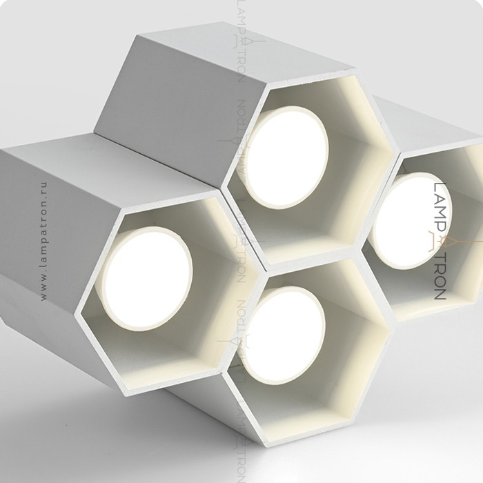 console-1-white-4&minus;7