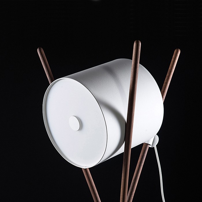 catapult-white-light