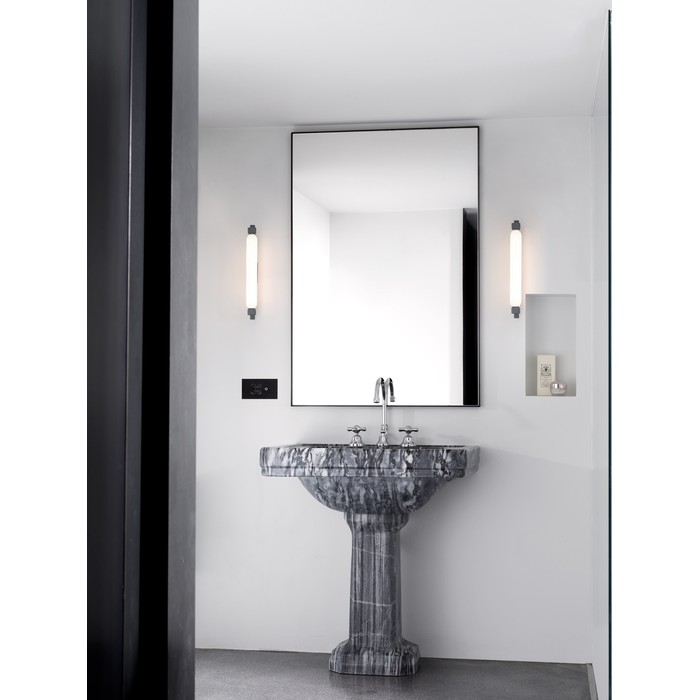 La Roche black