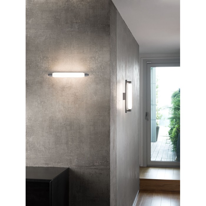 La Roche black