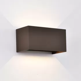 8608