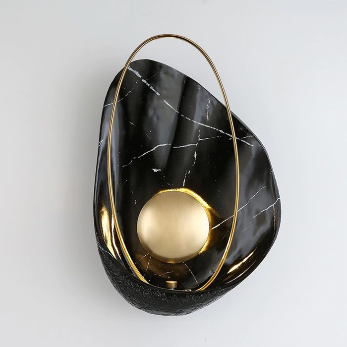 Pearl black