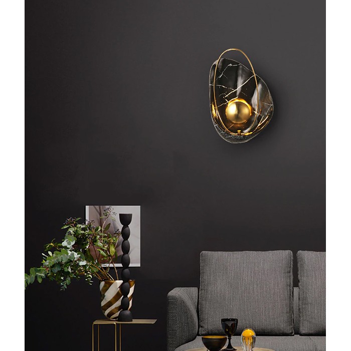 Pearl black