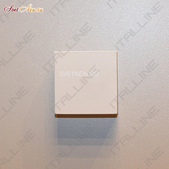 IT01-S713 WHITE