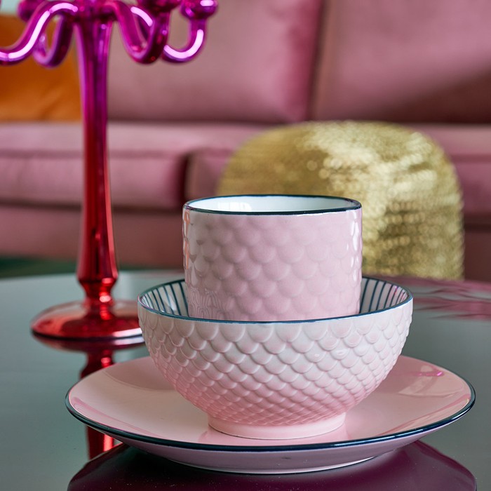 Plate pink