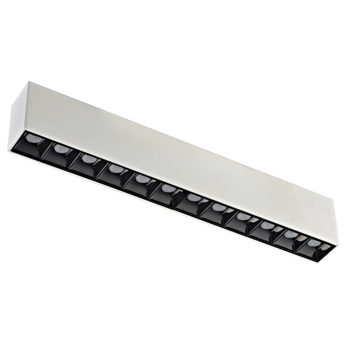 DL18781/12M White