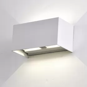 7820