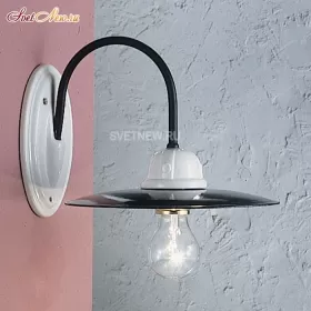 C001