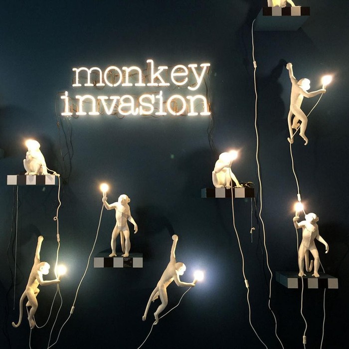 Monkey Lamp Sitting 14882