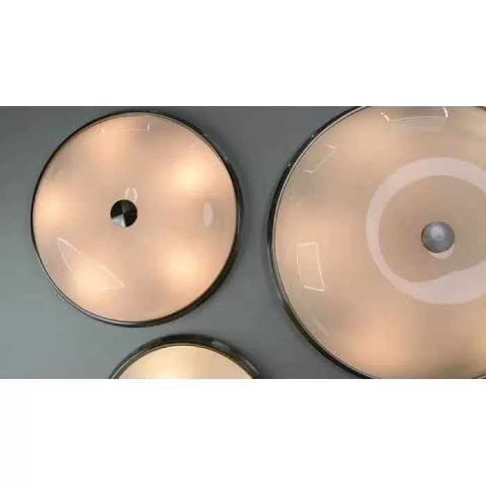 4957/4